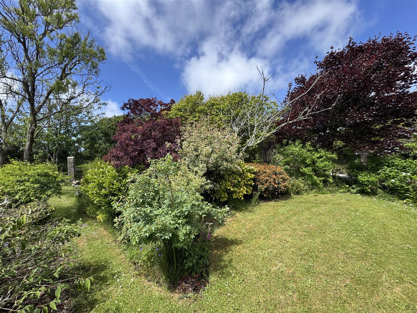 Treskerby, Redruth